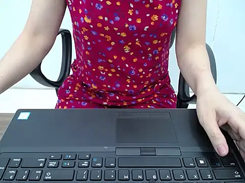  Lady- online show from July 28, 2026, 1:54 pm