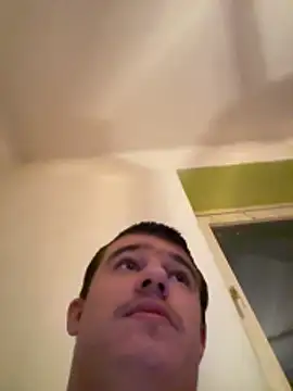 pussyhunter323557 online show from November 17, 2025, 4:46 pm