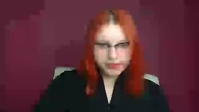 ScarletVixen  online show from September 13, 2025, 11:21 am