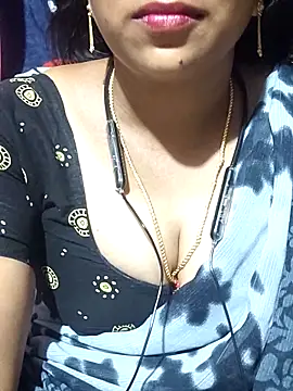 Snapshot of telugu-juliet chatting on February 23, 2026, 5:43 pm telugu-juliet online show from February 23, 2026, 5:43 pm