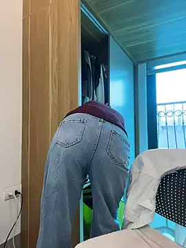 bunny b4nny online show from November 8, 2025, 6:35 am