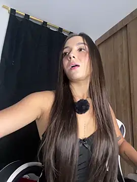 Snapshot of Scarlett05 chatting on September 28, 2025, 1:00 am Scarlett05 online show from September 28, 2025, 1:00 am