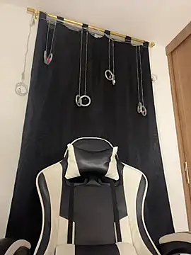 Snapshot of Scarlett05 chatting on December 21, 2025, 1:35 am Scarlett05 online show from December 21, 2025, 1:35 am