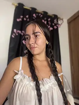 Scarlett05 online show from July 2, 2026, 3:23 am