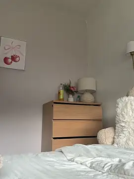 Snapshot of AlyssaAngell chatting on September 19, 2025, 9:22 am AlyssaAngell online show from September 19, 2025, 9:22 am