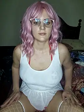 bardot55 online show from October 21, 2025, 9:04 pm