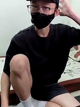 CYCYCYCYCY online show from September 25, 2025, 1:04 pm