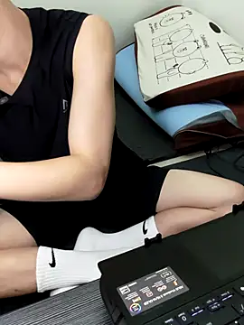 CYCYCYCYCY online show from October 9, 2025, 2:15 pm