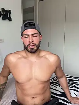 Snapshot of ZarekFox chatting on September 22, 2025, 8:00 pm ZarekFox online show from September 22, 2025, 8:00 pm