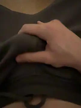 Snapshot of JacobDT chatting on December 15, 2025, 3:49 pm JacobDT online show from December 15, 2025, 3:49 pm