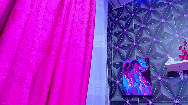 Shantall ks online show from October 19, 2025, 5:08 am