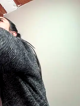 Victoria alson online show from September 19, 2025, 3:02 pm