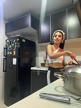 Victoria alson online show from November 28, 2025, 12:24 am