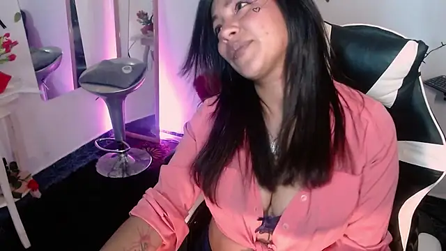 Dakota ro online show from October 15, 2025, 7:58 pm