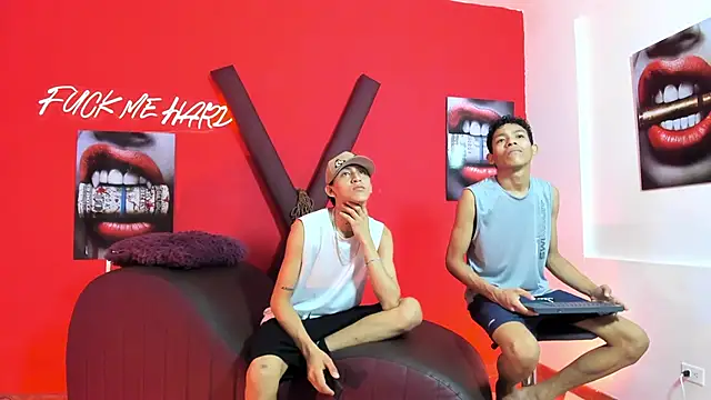 Snapshot of BEAUTY_BOYS1 chatting on March 2, 2026, 7:54 pm BEAUTY BOYS1 online show from March 2, 2026, 7:54 pm