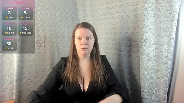 MiaLores online show from February 3, 2026, 9:03 am