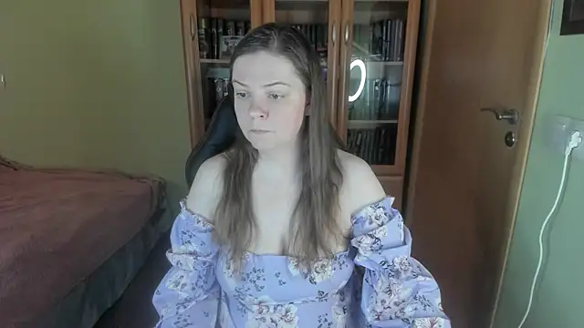 MiaLores online show from May 2, 2026, 9:14 am