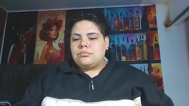 Snapshot of Hailey_Curvy chatting on June 8, 2026, 3:51 am Hailey Curvy online show from June 8, 2026, 3:51 am