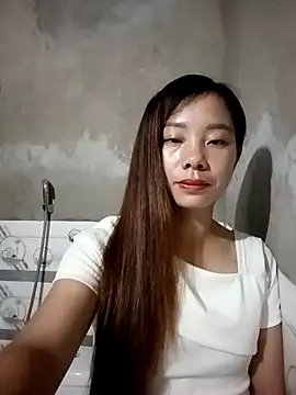 Snapshot of milo123-xx chatting on October 5, 2025, 4:05 pm milo123-xx online show from October 5, 2025, 4:05 pm