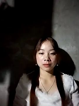 milo123-xx online show from November 10, 2025, 9:52 am