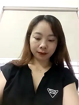 milo123-xx online show from April 24, 2026, 11:01 am