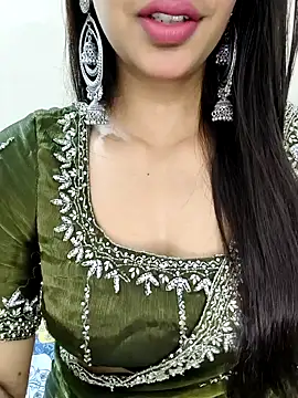 Cute merry01 online show from October 3, 2025, 2:52 am