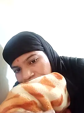 Rubi sarma online show from October 4, 2025, 1:36 am