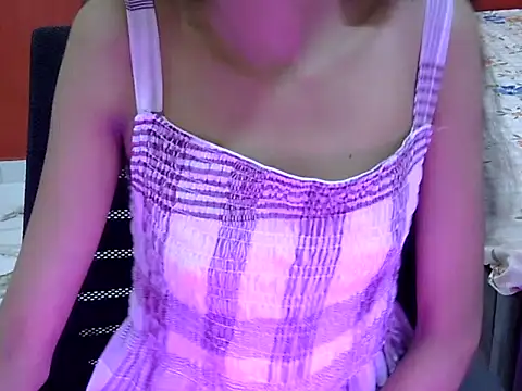 Snapshot of muskanrao2 chatting on September 25, 2025, 3:32 am muskanrao2 online show from September 25, 2025, 3:32 am