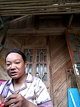   Linh86   online show from September 11, 2025, 10:59 am