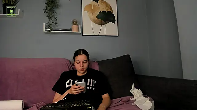 Emily Cartterr online show from September 13, 2025, 5:51 am