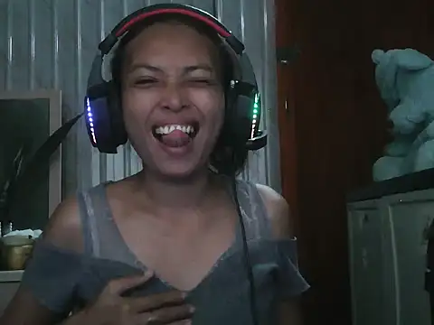 Snapshot of pinayhotii chatting on September 18, 2025, 10:23 pm pinayhotii online show from September 18, 2025, 10:23 pm