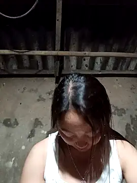 Snapshot of _Helala_ chatting on September 17, 2025, 12:40 pm  Helala  online show from September 17, 2025, 12:40 pm