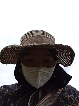 Snapshot of _Helala_ chatting on September 24, 2025, 8:50 am  Helala  online show from September 24, 2025, 8:50 am