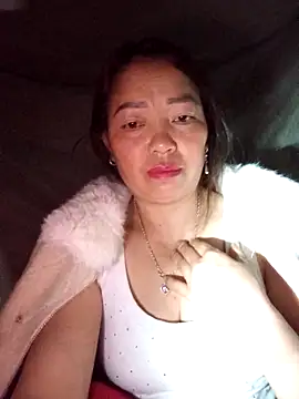 Snapshot of _Helala_ chatting on September 25, 2025, 10:46 pm  Helala  online show from September 25, 2025, 10:46 pm