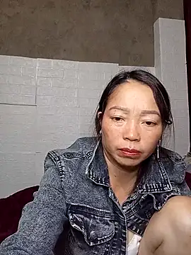 Snapshot of _Helala_ chatting on September 30, 2025, 10:20 am  Helala  online show from September 30, 2025, 10:20 am