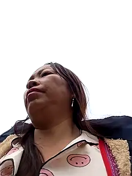 Snapshot of _Helala_ chatting on October 9, 2025, 9:18 am  Helala  online show from October 9, 2025, 9:18 am