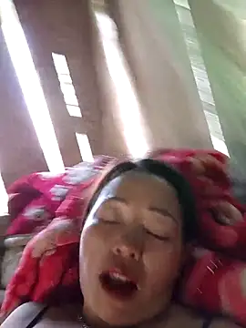 Snapshot of _Helala_ chatting on October 13, 2025, 4:56 am  Helala  online show from October 13, 2025, 4:56 am