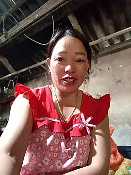 Snapshot of _Helala_ chatting on October 23, 2025, 5:51 am  Helala  online show from October 23, 2025, 5:51 am