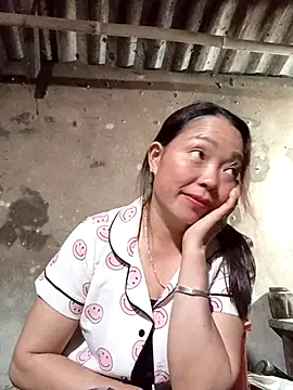 Snapshot of _Helala_ chatting on October 26, 2025, 11:27 am  Helala  online show from October 26, 2025, 11:27 am