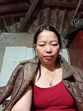 Snapshot of _Helala_ chatting on October 26, 2025, 11:31 pm  Helala  online show from October 26, 2025, 11:31 pm