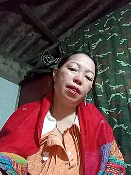 Snapshot of _Helala_ chatting on October 29, 2025, 10:11 pm  Helala  online show from October 29, 2025, 10:11 pm