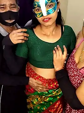 Hot modal online show from February 1, 2026, 5:11 pm