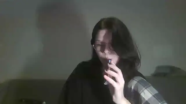 LaVostraDorothy online show from November 22, 2025, 4:17 pm