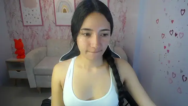 Snapshot of Kylie_ch1 chatting on September 18, 2025, 10:50 am Kylie ch1 online show from September 18, 2025, 10:50 am