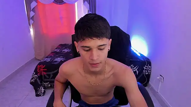 Aron Boyy online show from February 3, 2026, 8:25 pm