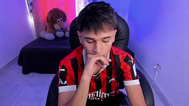 Aron Boyy online show from February 10, 2026, 7:29 pm