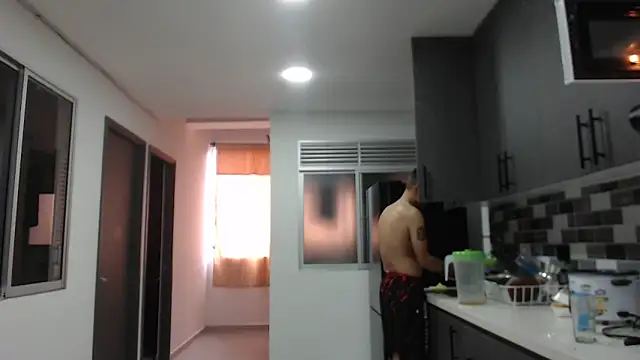 Warmteam777 online show from September 18, 2025, 10:01 pm