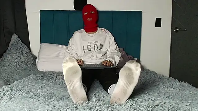 Warmteam777 online show from October 11, 2025, 11:14 pm