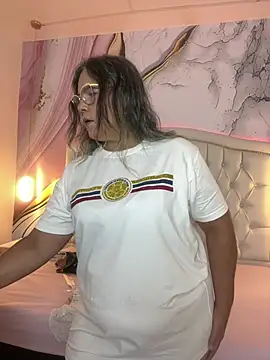 Lucy Milf 474 online show from June 18, 2026, 12:31 pm
