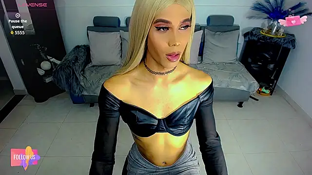 Snapshot of Anne_Zulb chatting on February 23, 2026, 11:57 pm Anne Zulb online show from February 23, 2026, 11:57 pm